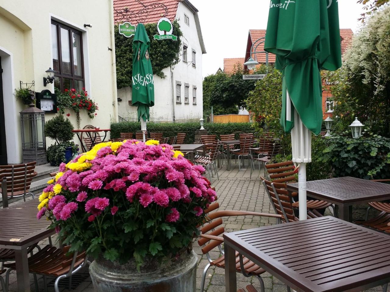Hotel-Landgasthof Gruener Baum - Dittigheim เทาเบอร์บิชอฟส์ไฮม์ ภายนอก รูปภาพ