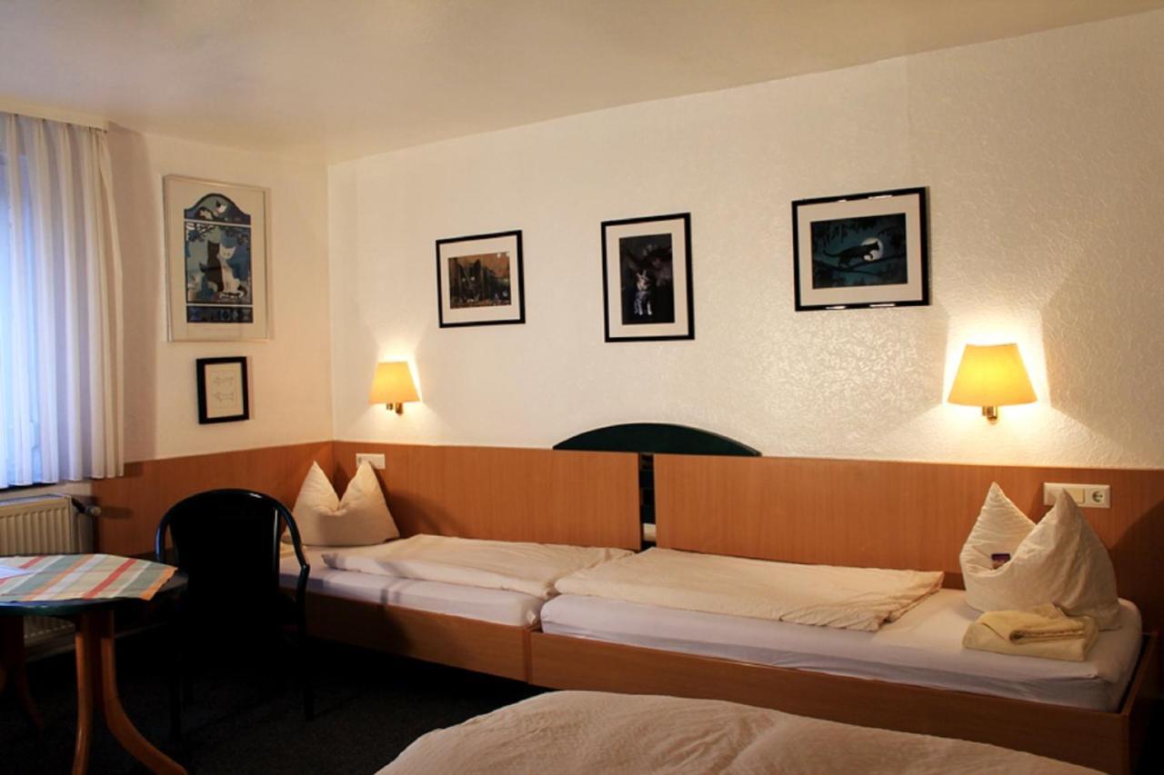 Hotel-Landgasthof Gruener Baum - Dittigheim เทาเบอร์บิชอฟส์ไฮม์ ภายนอก รูปภาพ